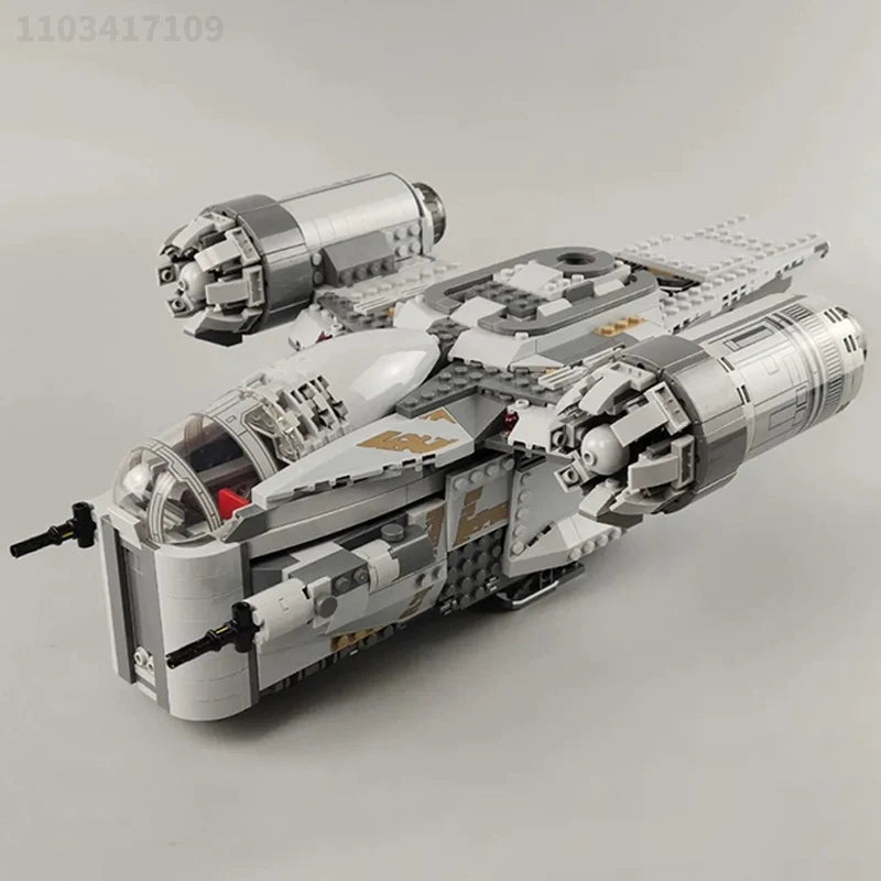 Décennie S De Construction Exclusifs Razored Crest Pour Enfants, Briques, Jouets Étoiles, Cadeaux De Noël, 1023 Pièces, 75292