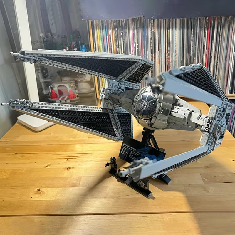 Spacvier TIE Germain Intertors Importer Décennie Ks, Modified Imperial Fighters Model, DIY Assembly Bricks Toys Gift, 1931Pcs, 75382